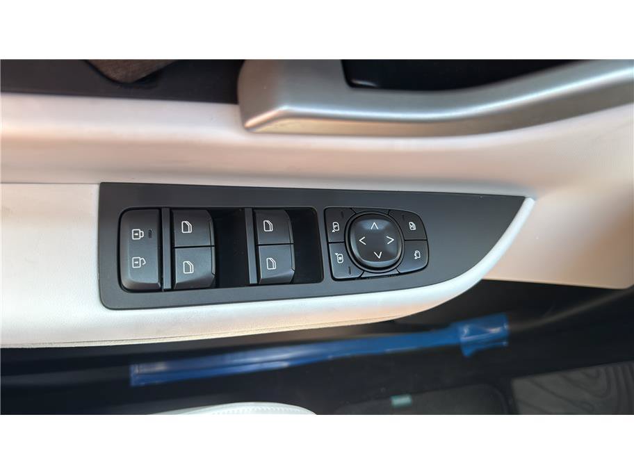 Used 2023 Fisker Ocean Ultra AWD/4WD image 32