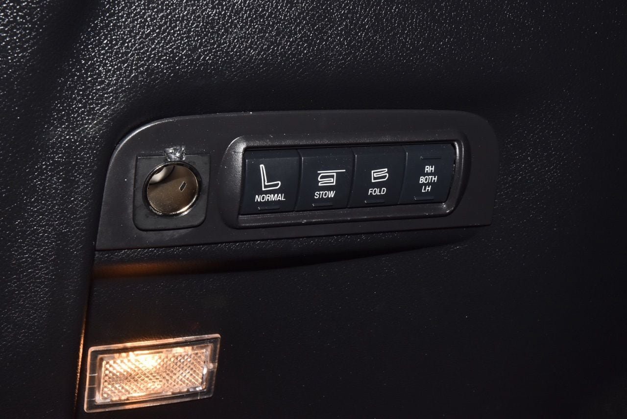 Used 2018 Ford Explorer Limited FWD image 37