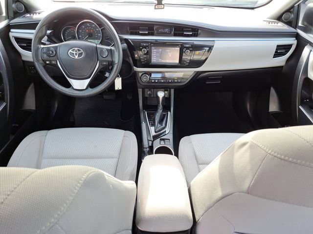 Used 2016 Toyota Corolla LE image 6