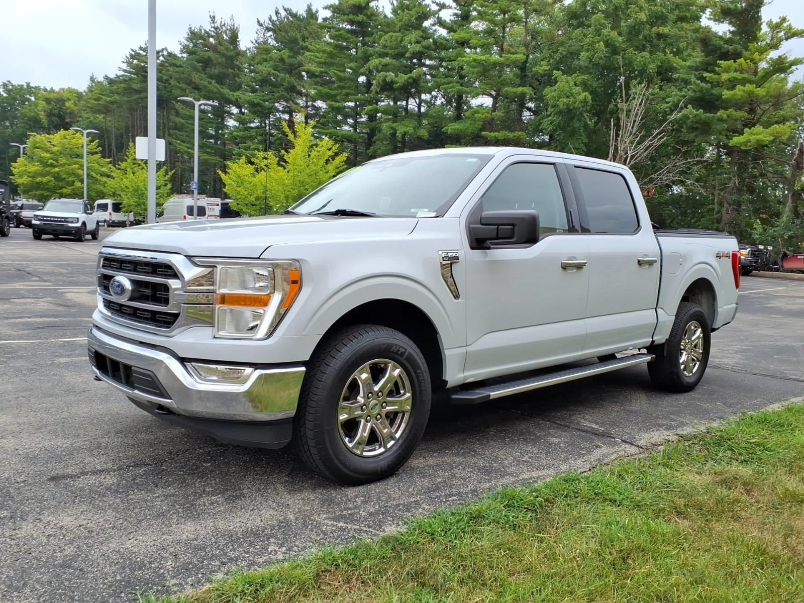 Used 2022 Ford F150 XLT w/ Equipment Group 301A Mid AWD/4WD image 5