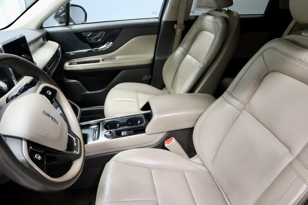 Used 2021 Lincoln Corsair AWD w/ Equipment Group 101A image 26