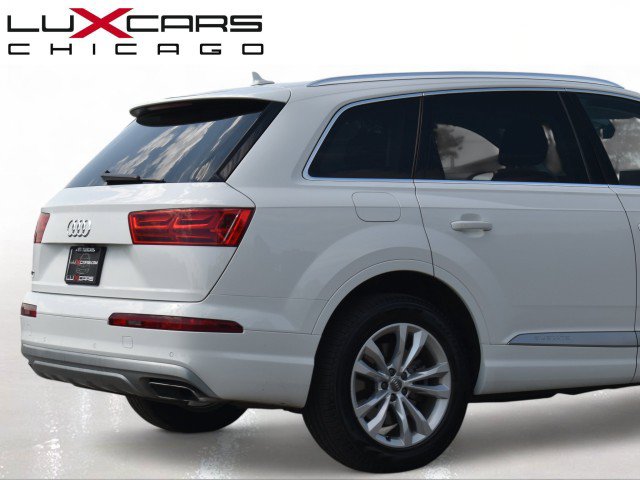 Used 2019 Audi Q7 3.0T Premium Plus w/ Premium Plus Package AWD/4WD image 12