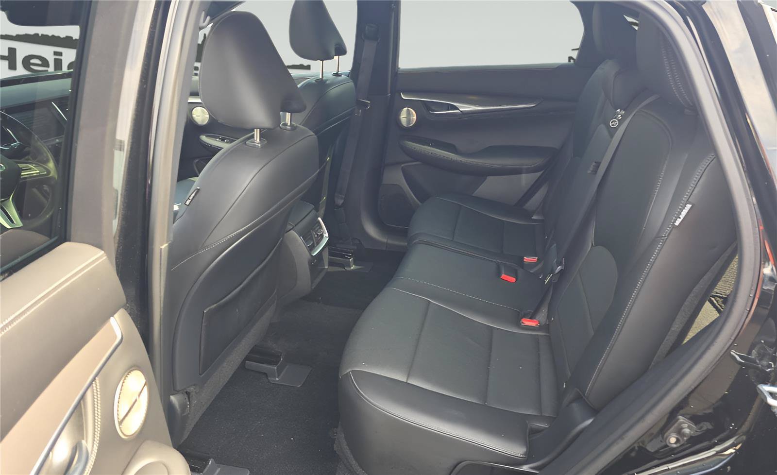 Used 2023 INFINITI QX55 Essential AWD/4WD image 12