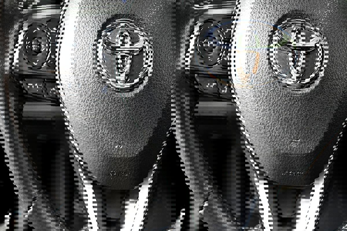 Used 2023 Toyota Corolla XSE w/ Carpet Mat Package (TMS) image 23