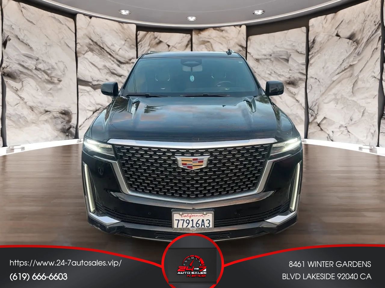 Used 2021 Cadillac Escalade ESV Luxury RWD image 2