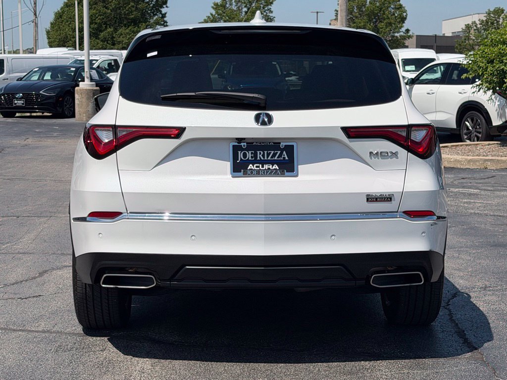 Used 2024 Acura MDX w/ Technology Package AWD/4WD image 5