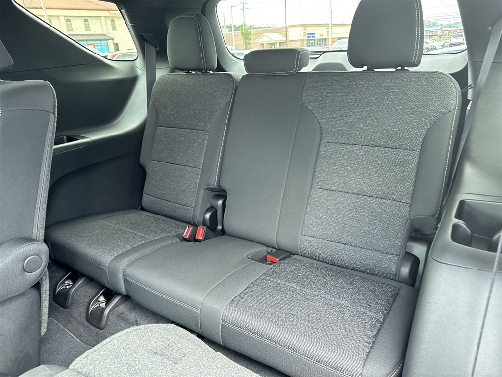 New 2025 Chevrolet Traverse LT w/ Enhanced Driving Package image 29