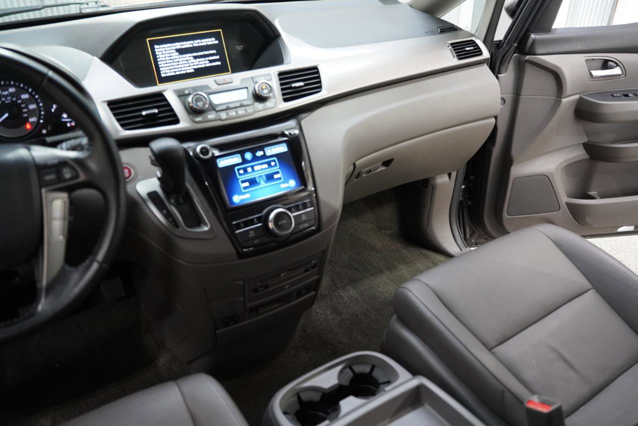 Used 2016 Honda Odyssey Touring image 18