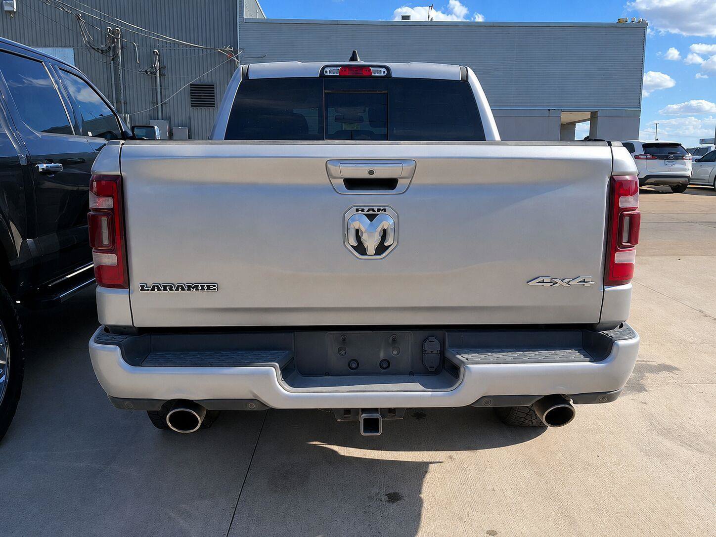 Used 2020 RAM 1500 Laramie w/ Sport Appearance Package AWD/4WD image 28
