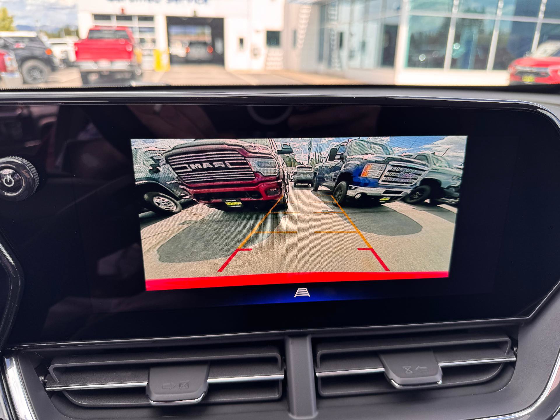 New 2026 Chevrolet Trax RS w/ Driver Confidence Package FWD image 28