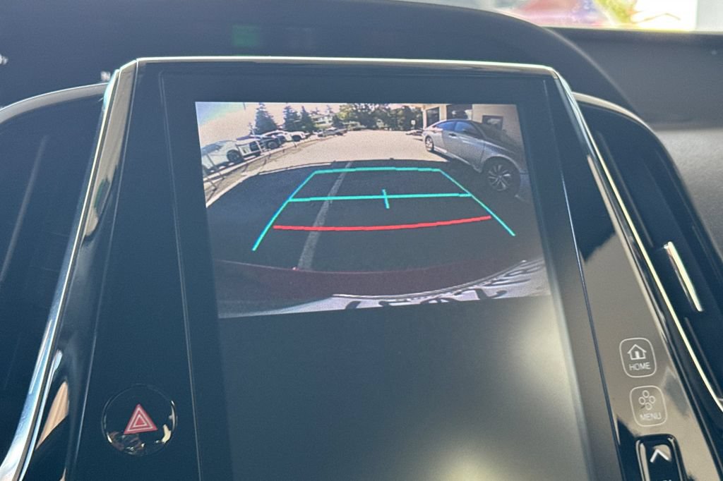 Used 2017 Toyota Prius Prime Advanced FWD image 18