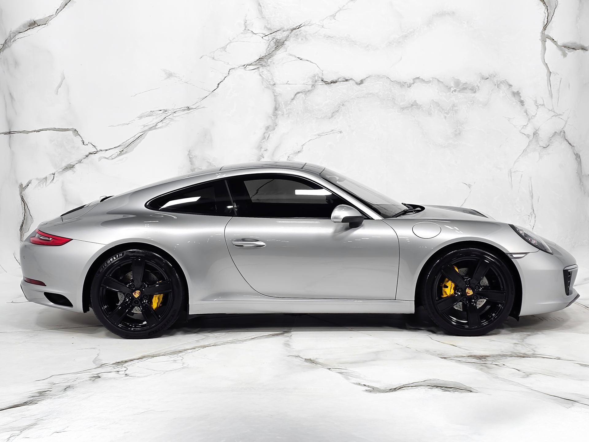 Used 2019 Porsche 911 Carrera RWD image 11