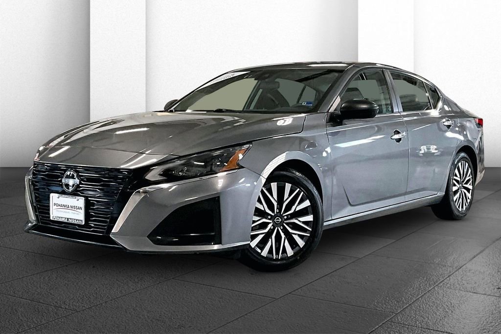 Certified 2024 Nissan Altima 2.5 SV FWD image 12