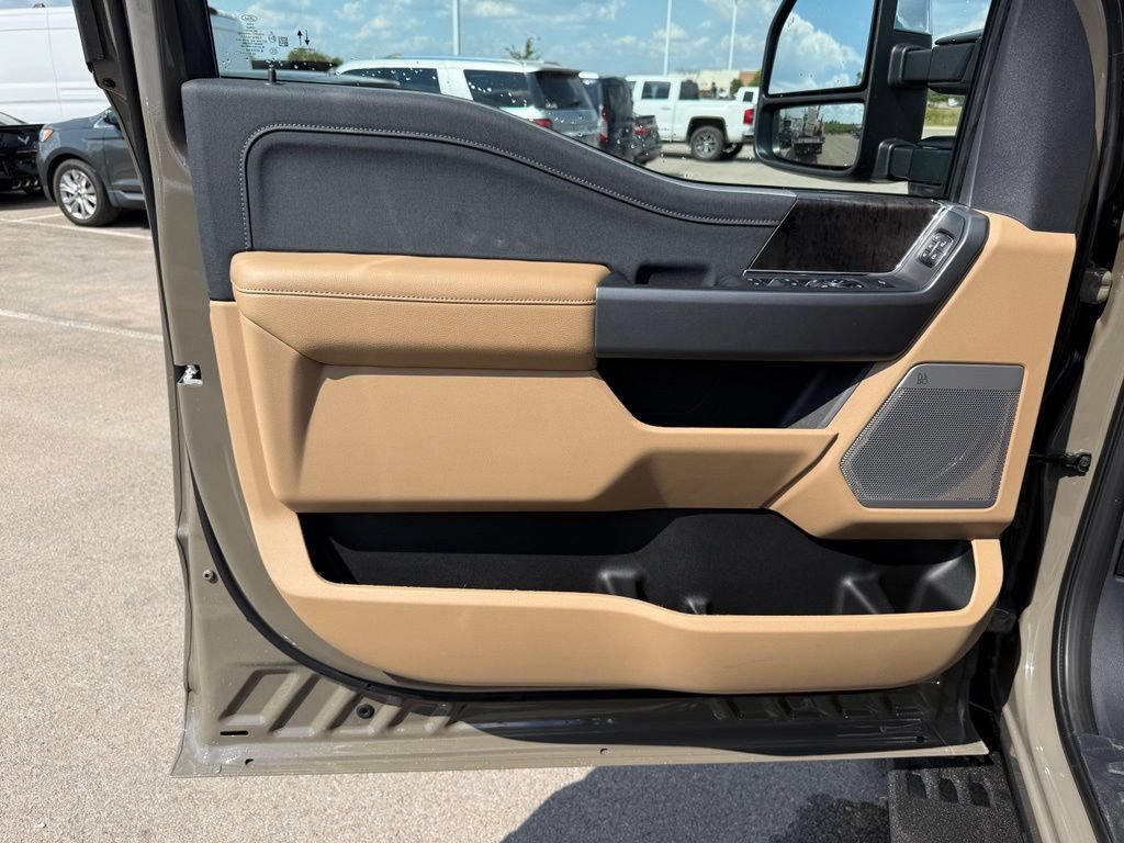 New 2027 Ford F250 Lariat w/ Tremor Off-Road Package AWD/4WD image 9