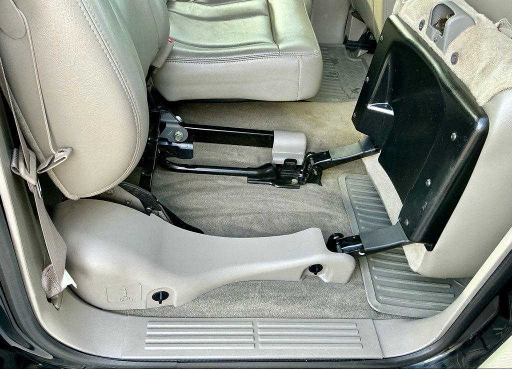 Used 2005 Chevrolet Avalanche Z66 w/ Sun And Sound Package image 27