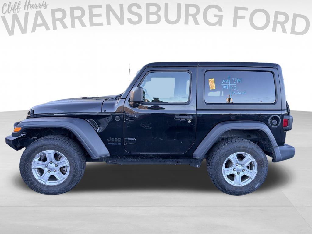 Used 2021 Jeep Wrangler Sport AWD/4WD image 4