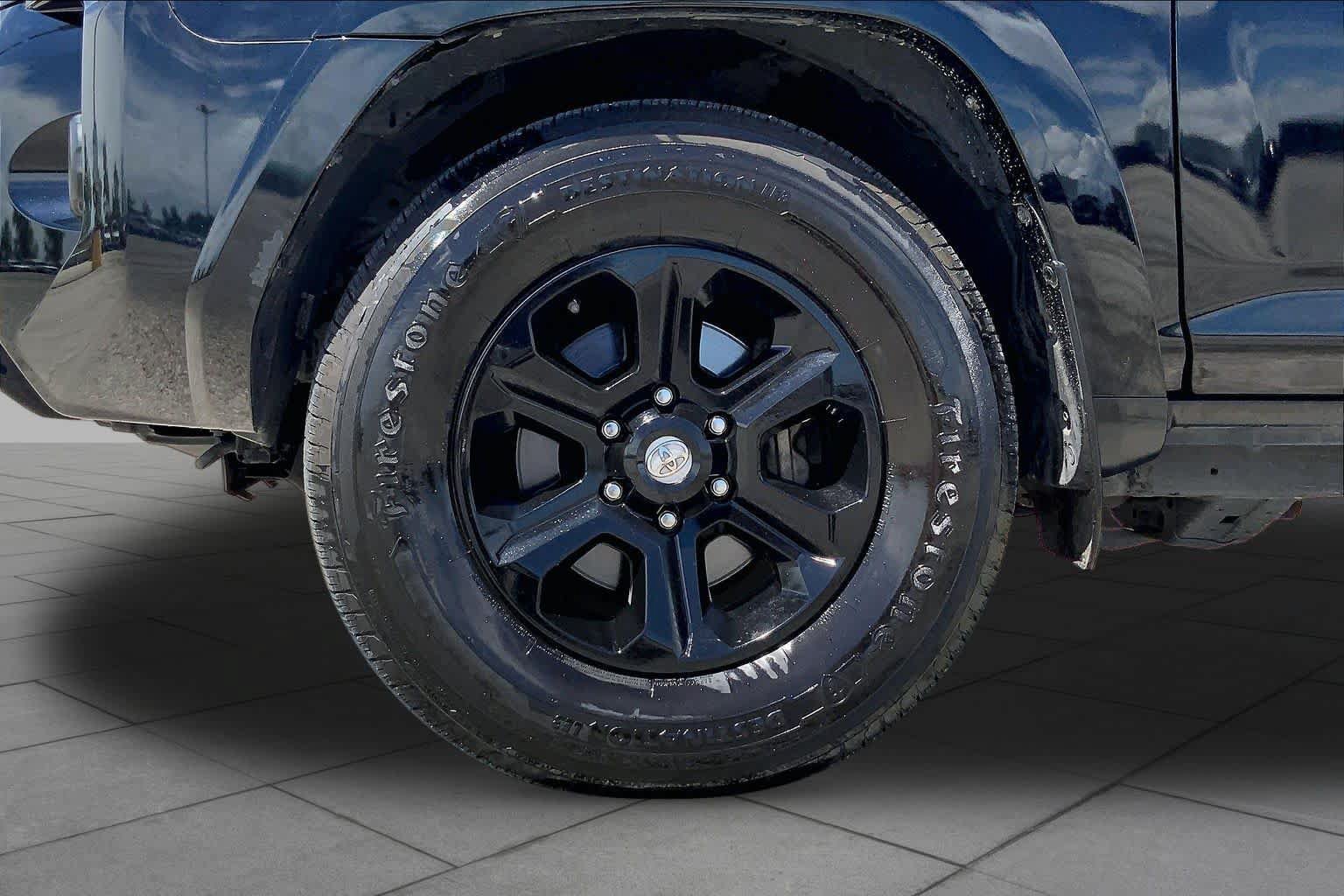 Used 2019 Toyota 4Runner SR5 RWD image 11