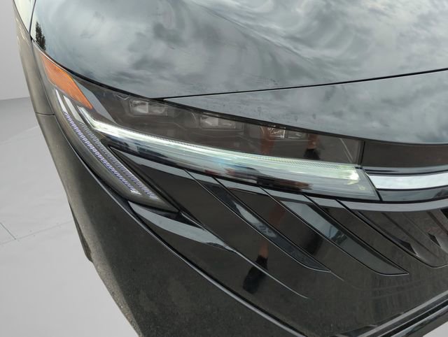 New 2026 Nissan Sentra SR w/ Floor Mat Package image 39