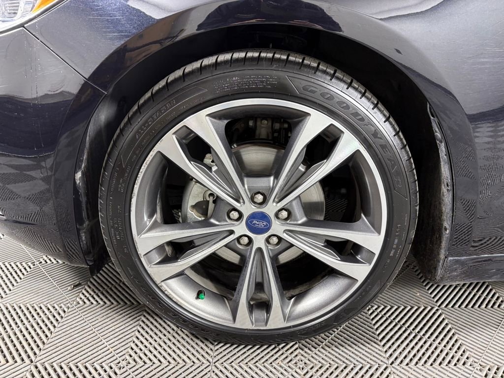 Certified 2020 Ford Fusion Titanium image 11