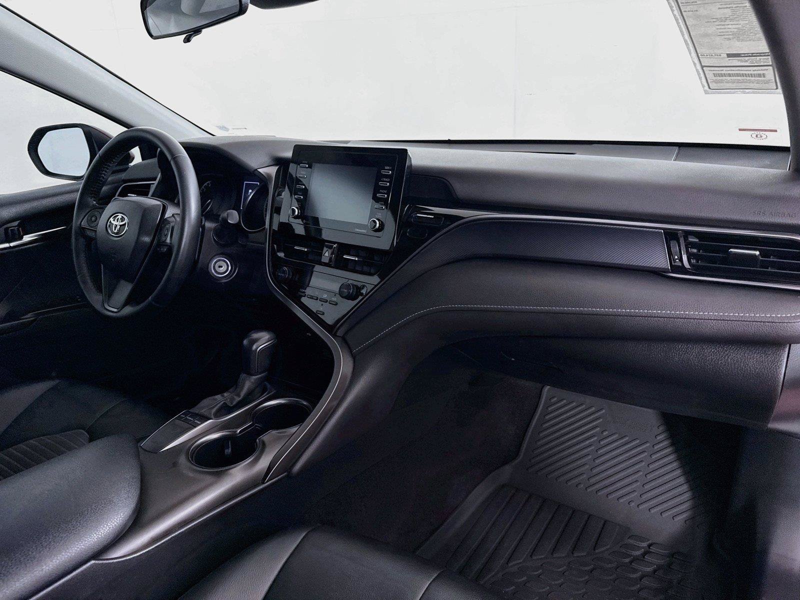Certified 2022 Toyota Camry SE FWD image 40