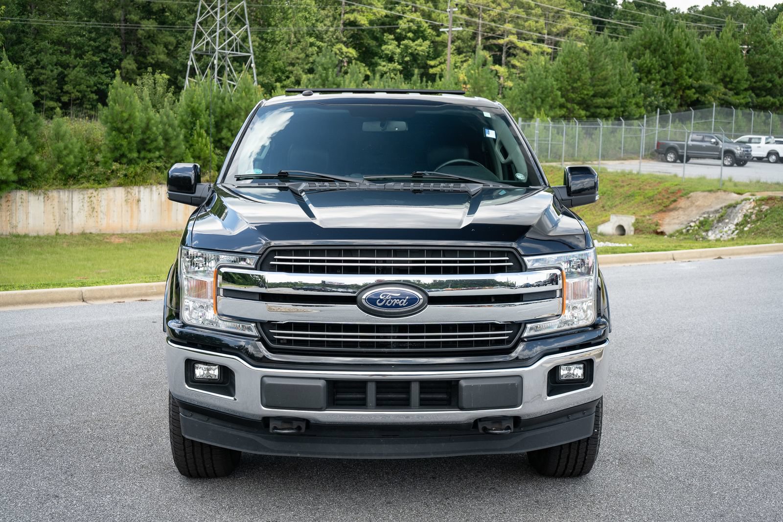 Used 2018 Ford F150 Lariat w/ Equipment Group 501A Mid AWD/4WD image 2