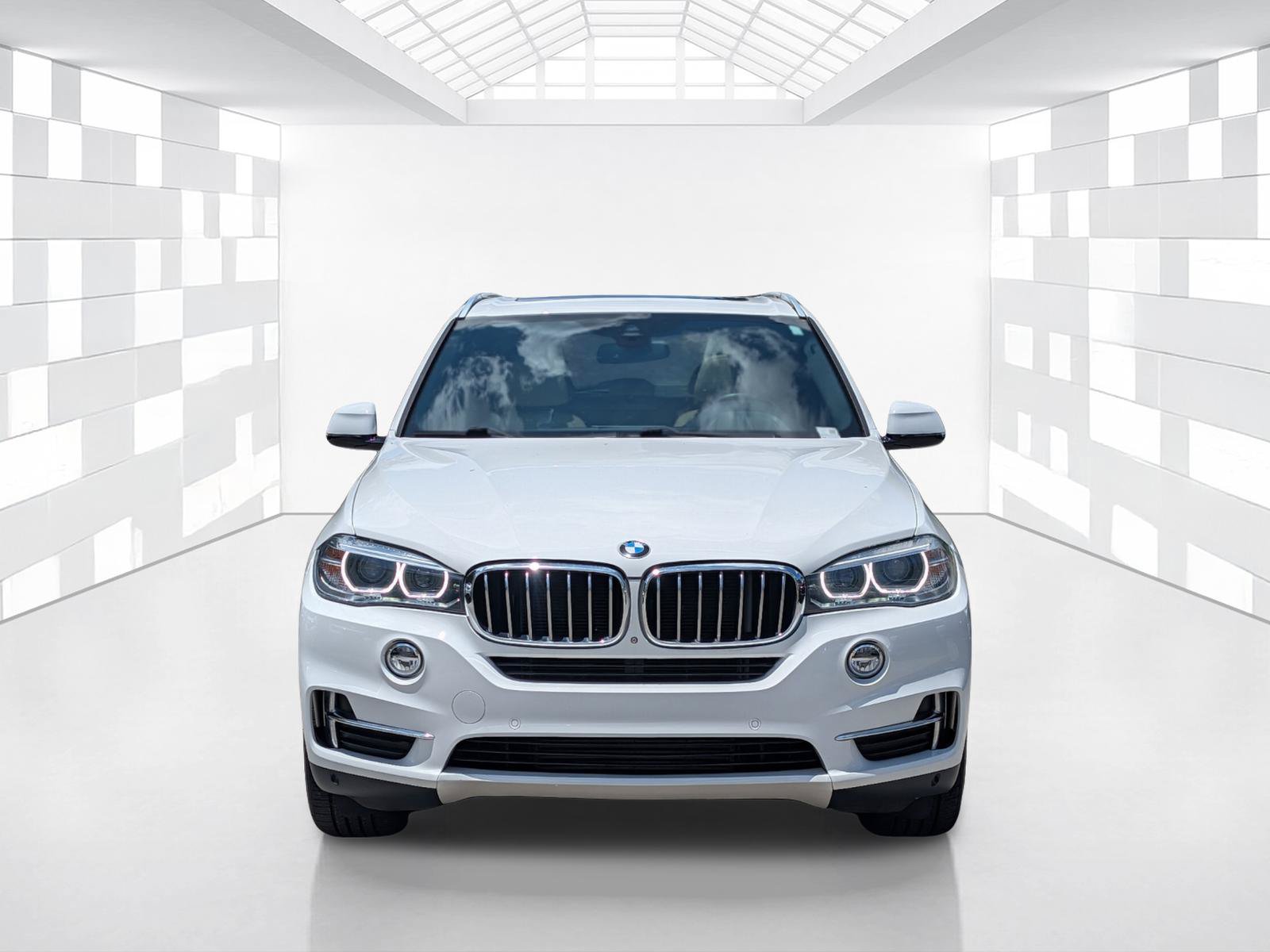 Used 2017 BMW X5 sDrive35i RWD image 2