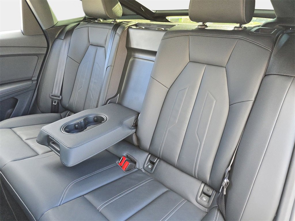 Used 2023 Audi Q4 e-tron Premium image 18