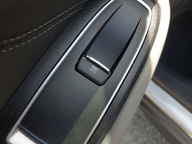 Certified 2025 Subaru Outback Limited AWD/4WD image 16