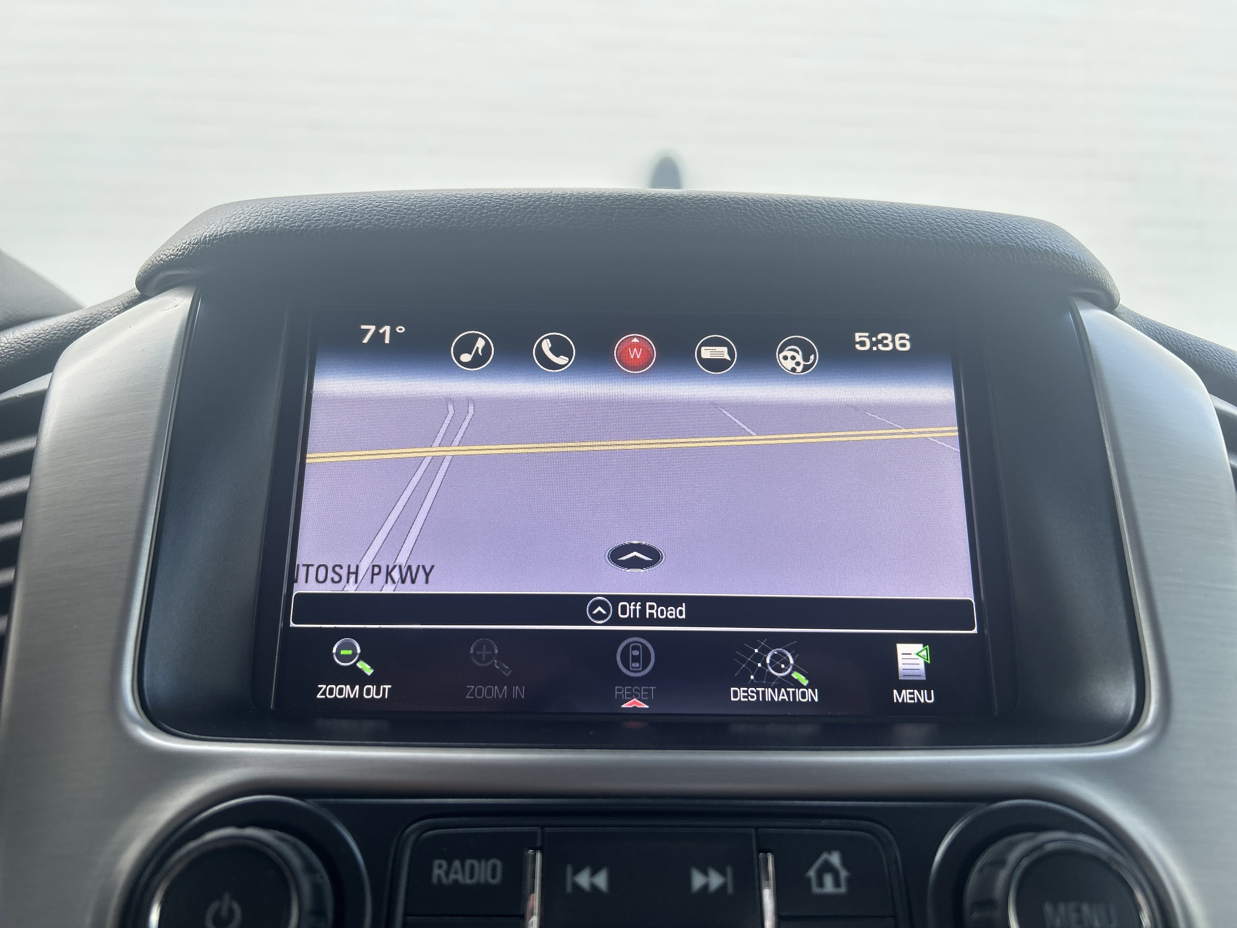 Used 2016 GMC Yukon SLT w/ Open Road Package AWD/4WD image 20