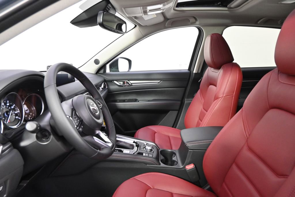 New 2025 MAZDA CX-5 Carbon Edition image 13
