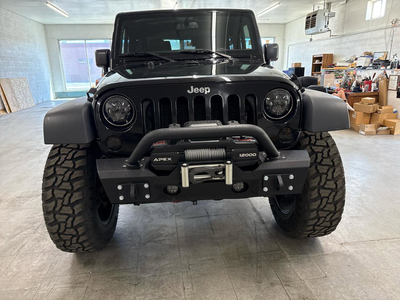 Used 2015 Jeep Wrangler Rubicon w/ Power Convenience Group AWD/4WD image 6