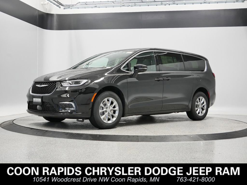 New 2026 Chrysler Pacifica Select AWD/4WD 360° Tour