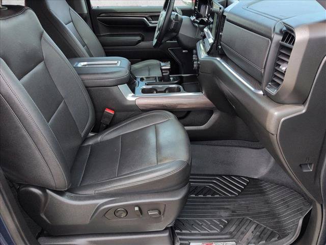 Used 2022 Chevrolet Silverado 1500 LTZ w/ LTZ Premium Package AWD/4WD image 29