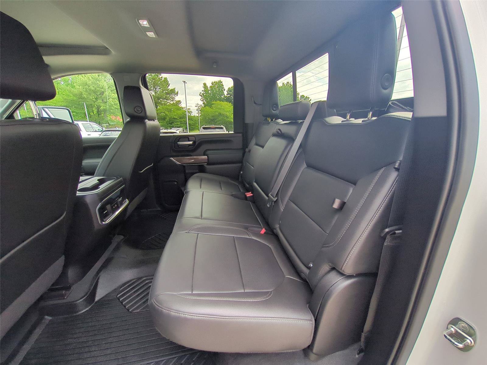 Used 2022 Chevrolet Silverado 2500 LTZ AWD/4WD image 29