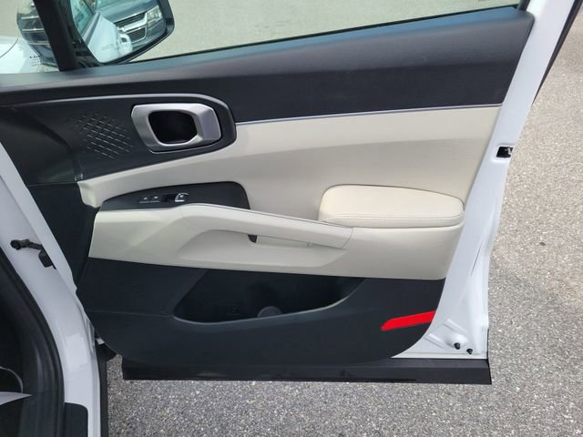 Used 2022 Kia Sorento S w/ Panoramic Sunroof Package FWD image 37