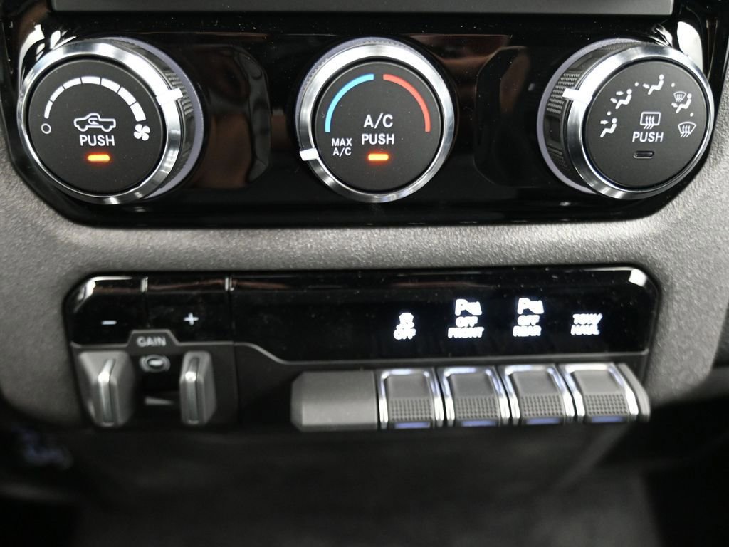 New 2025 RAM 1500 Tradesman w/ Night Edition image 22