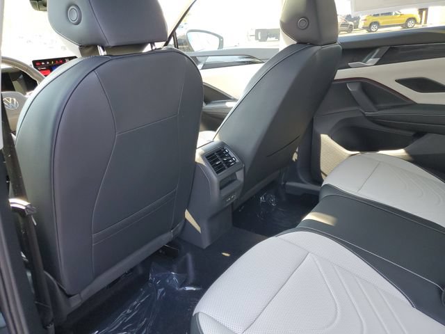 New 2026 Volkswagen Tiguan SE AWD/4WD image 10