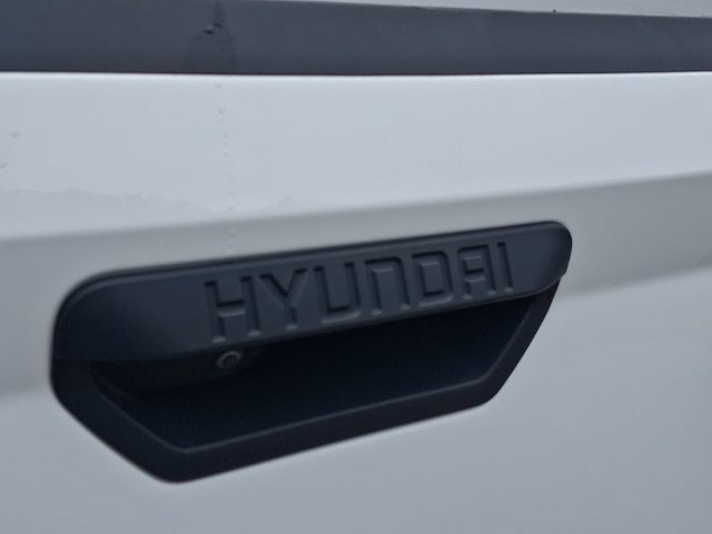 Used 2025 Hyundai Santa Cruz SEL FWD image 29