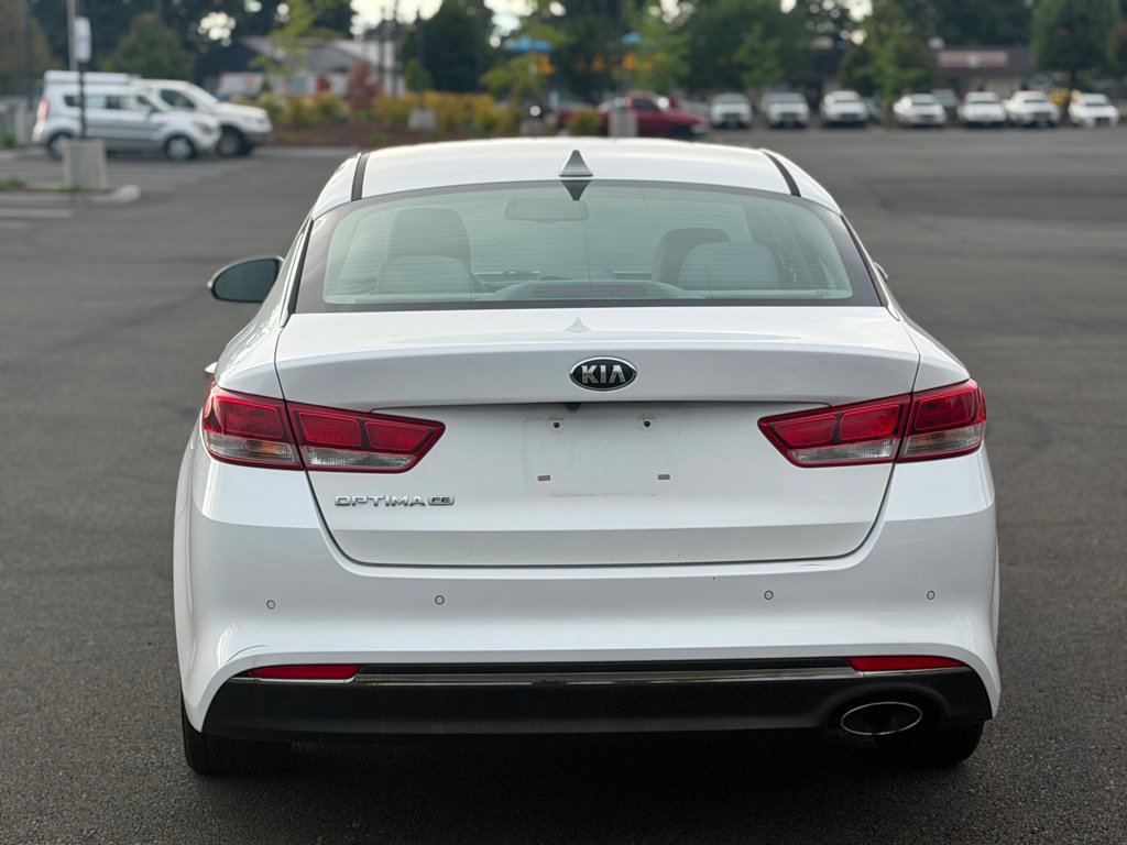 Used 2016 Kia Optima LX w/ LX Convenience Package FWD image 8
