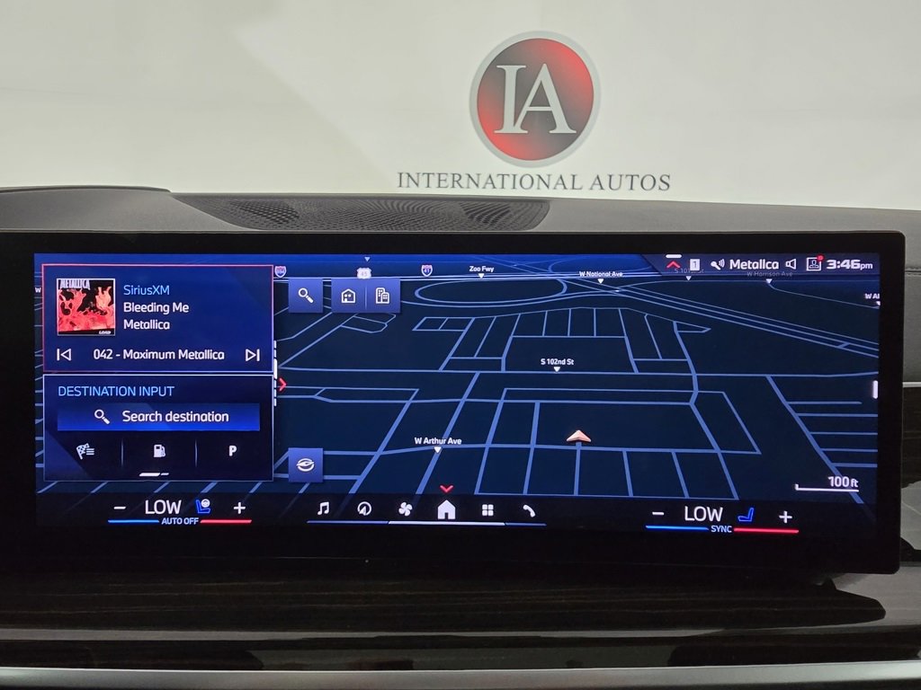 Certified 2024 BMW X7 M60i w/ Executive Package image 17