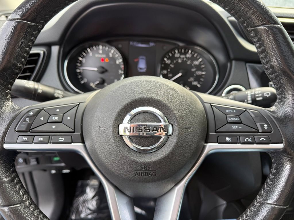 Used 2017 Nissan Rogue Sport SL w/ SL Premium Package AWD/4WD image 34