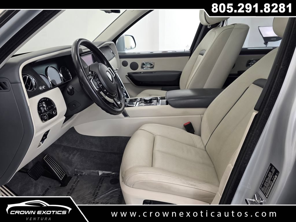 Used 2019 Rolls-Royce Cullinan AWD/4WD image 32