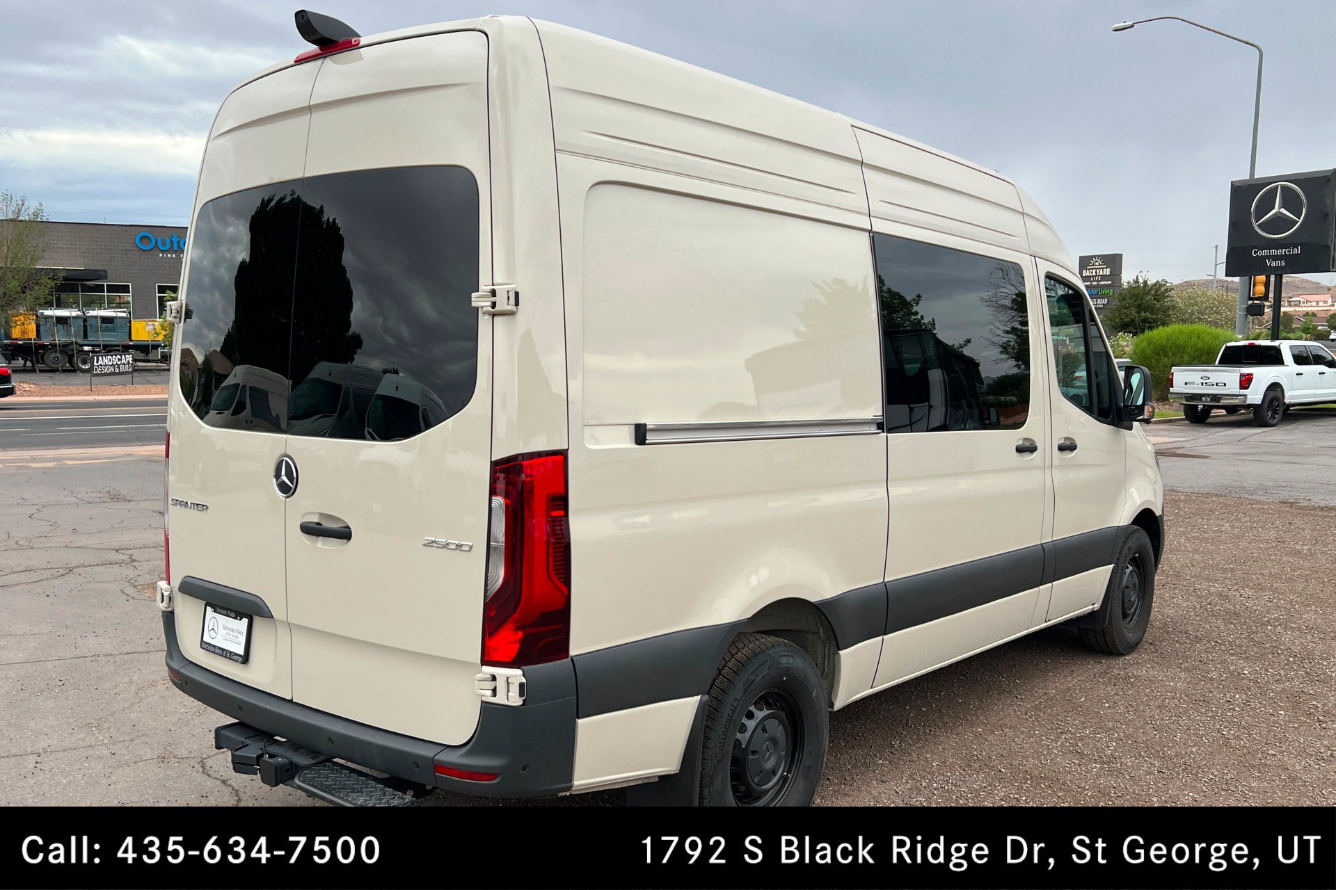 Used 2025 Mercedes-Benz Sprinter 2500 image 5