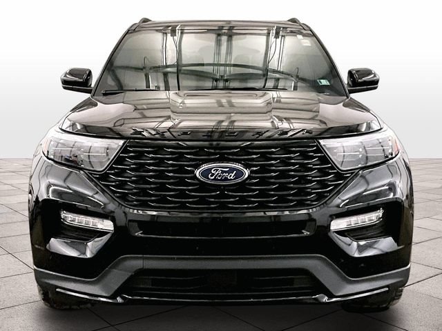 Used 2023 Ford Explorer ST-Line w/ Class IV Trailer Tow Package AWD/4WD image 3