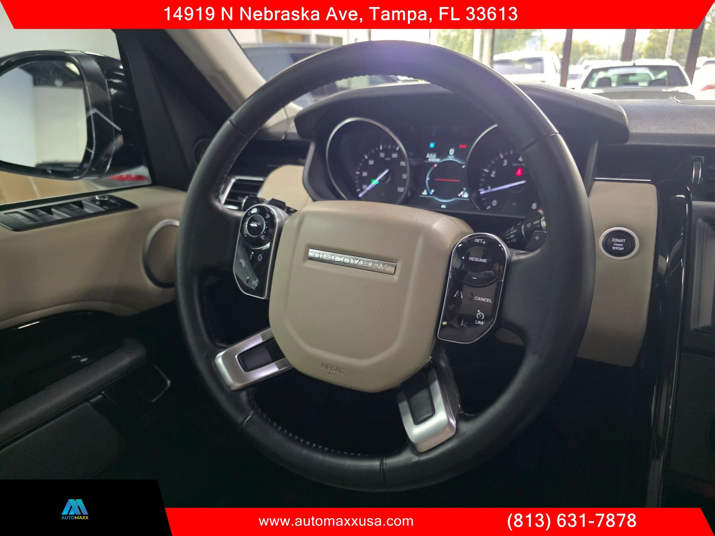 Used 2019 Land Rover Discovery SE AWD/4WD image 15