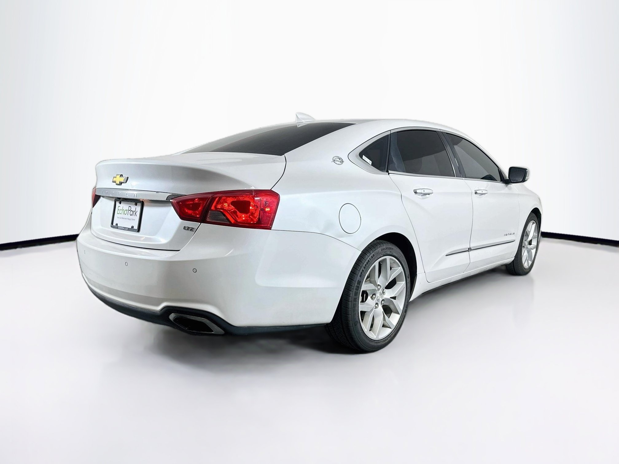 Used 2015 Chevrolet Impala LTZ FWD image 9