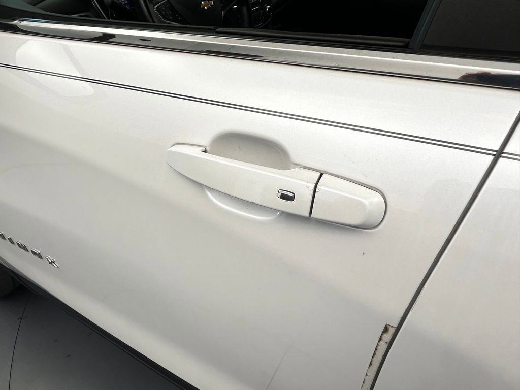 Used 2022 Chevrolet Equinox LT image 32