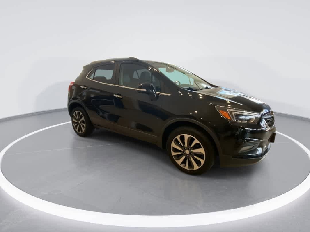Used 2019 Buick Encore Essence AWD/4WD image 2