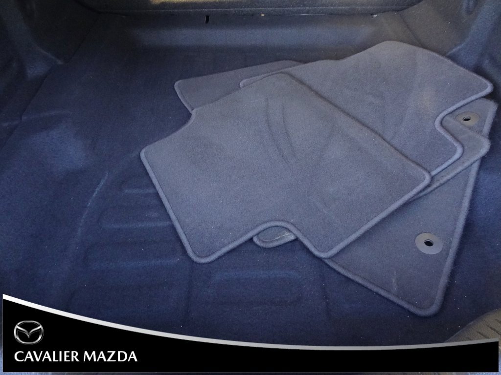 Used 2018 Chevrolet Cruze LS image 12