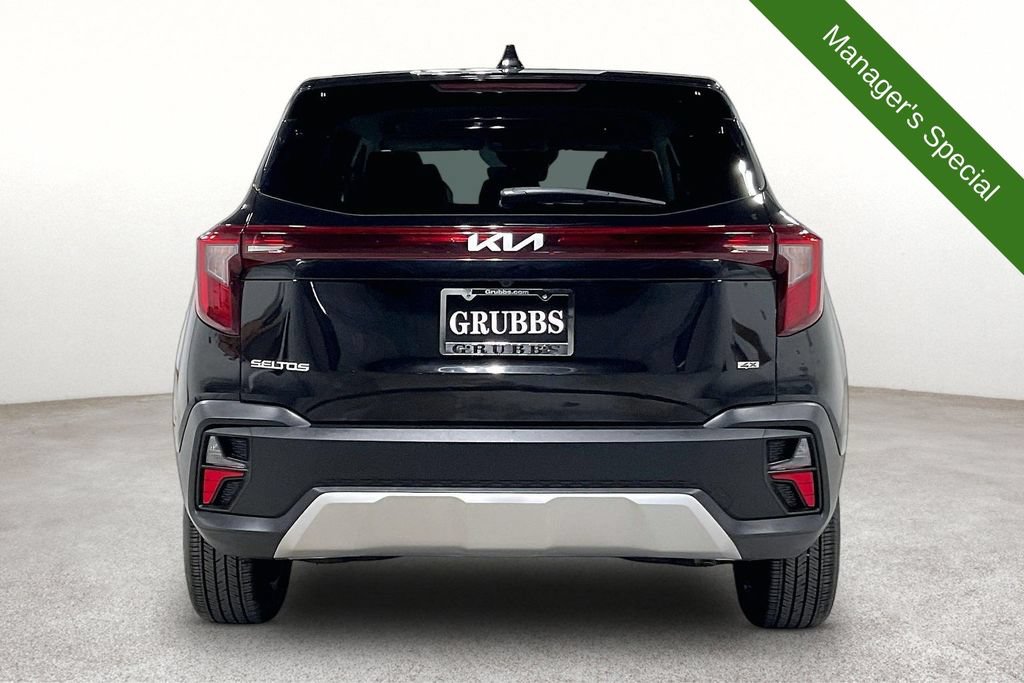 Used 2026 Kia Seltos LX AWD/4WD image 5